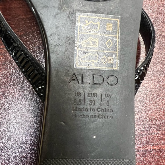 Aldo woman’s sandal w/ embellished straps - Picture 5 of 6